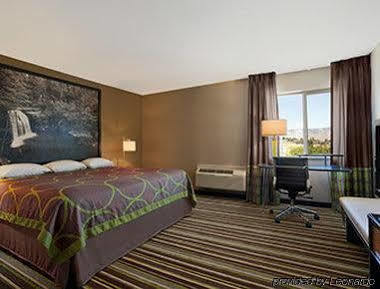 Super 8 By Wyndham 2*